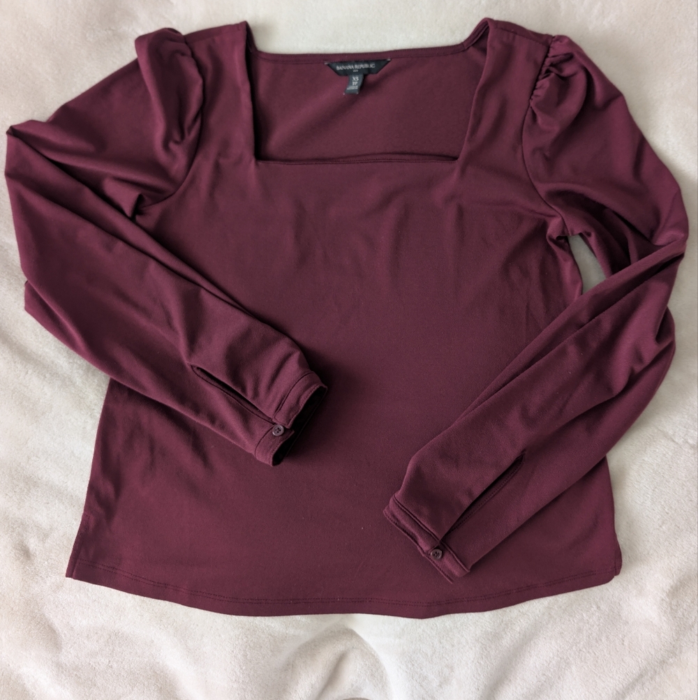 3/$30 Banana Republic Factory Burgundy Square Neck Long Sleeve Top